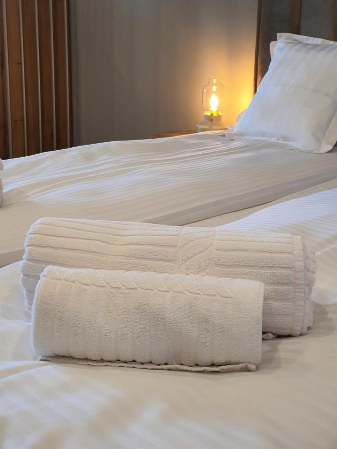 Eriss Studio Suite - Ozone Building Apartment Cluj-Napoca Ngoại thất bức ảnh