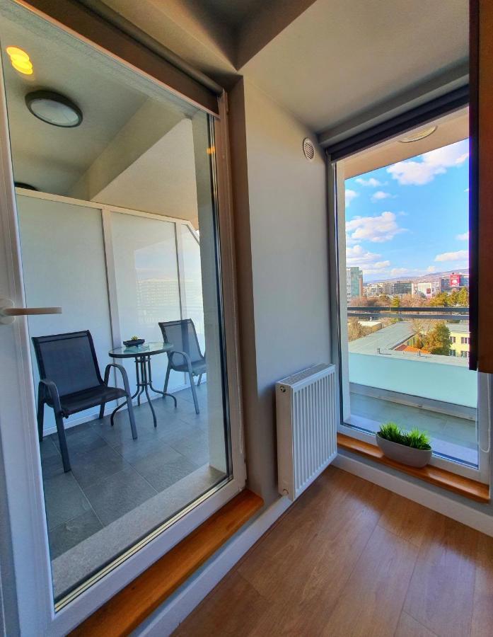Eriss Studio Suite - Ozone Building Apartment Cluj-Napoca Ngoại thất bức ảnh