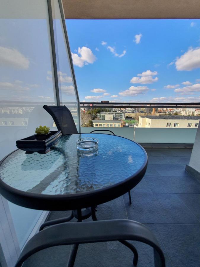 Eriss Studio Suite - Ozone Building Apartment Cluj-Napoca Ngoại thất bức ảnh